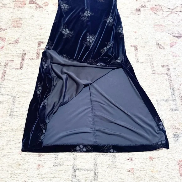 Vintage 90’s Navy velvet floral maxi dress short sleeves high neck size 4 petite - Picture 8 of 10